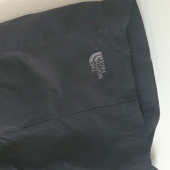 The North Face Mens Nylon Black Performance 8' Shorts Size Small Hiking Sporty - Picture 2 of 11
